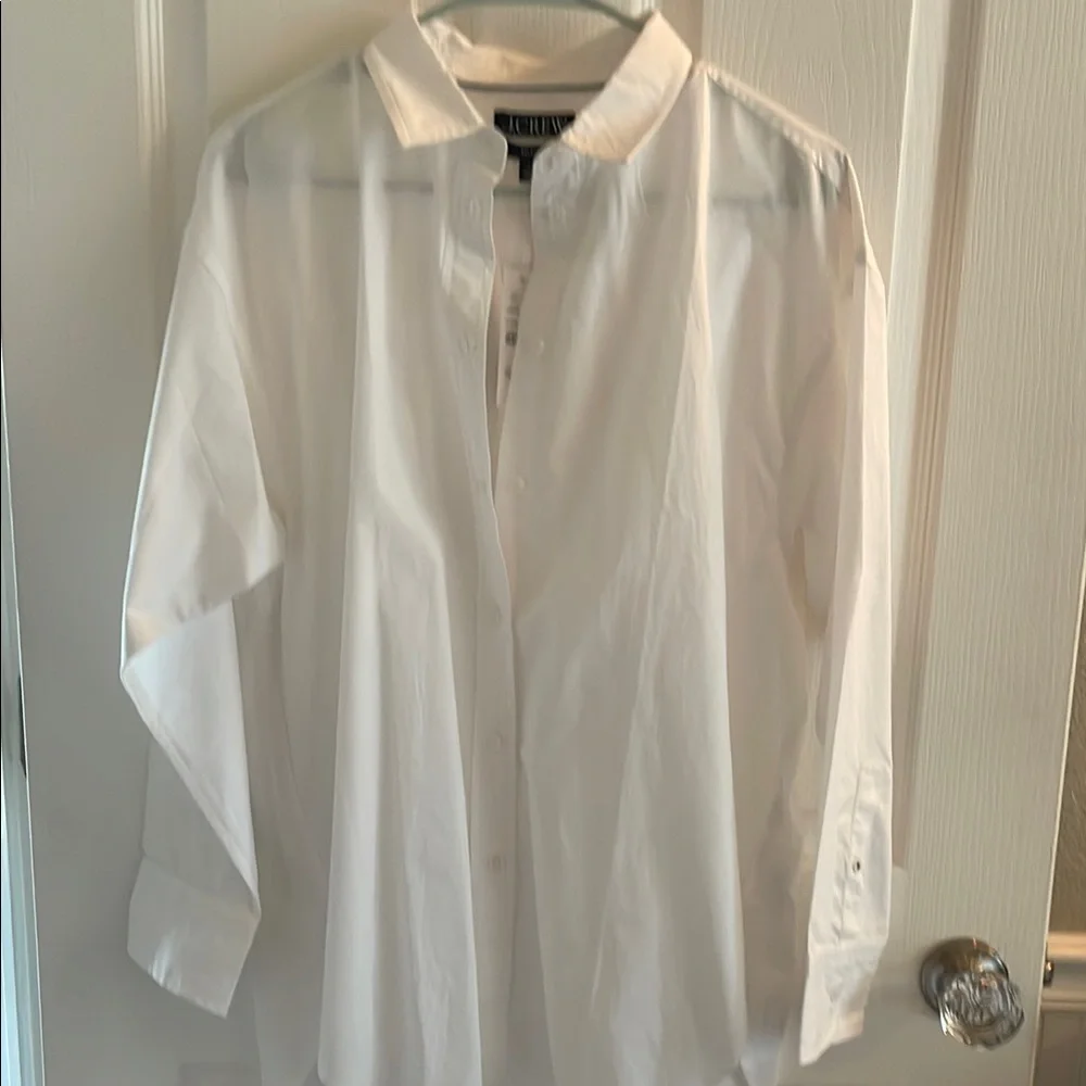 J Crew woman’s button-down White Shirt - Picture 1 of 5